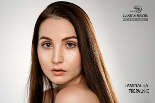 anja_web79B396D5-6A39-8A58-8052-0AE6F5E45B4B.jpg